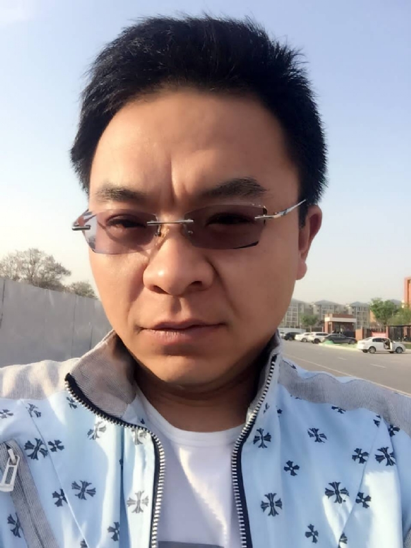执着的等待的第一张照片--闽南相亲网