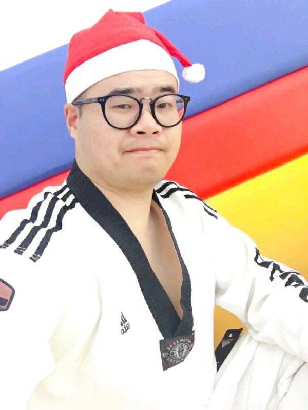 何当重相见的第一张照片--闽南相亲网