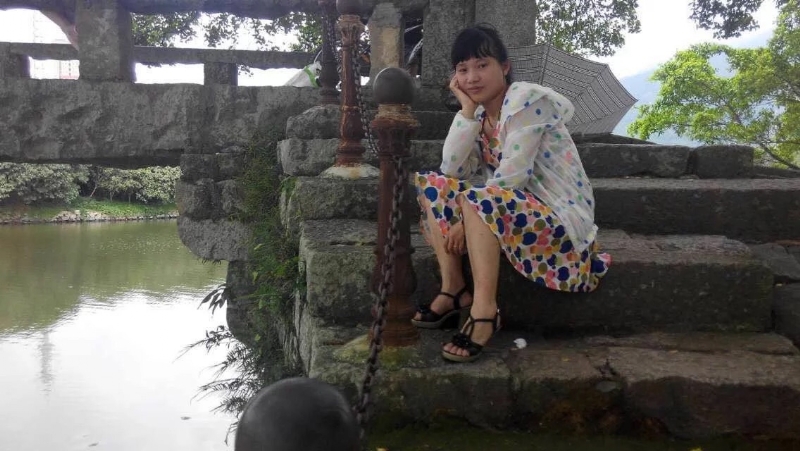 女子悠然的第一张照片--闽南相亲网