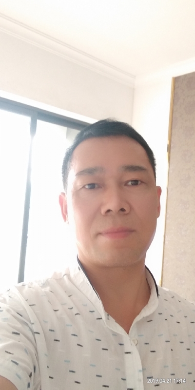 朝望大海的第一张照片--闽南相亲网