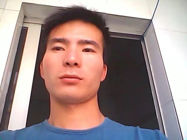 冰冻水果郎的第一张照片--闽南相亲网