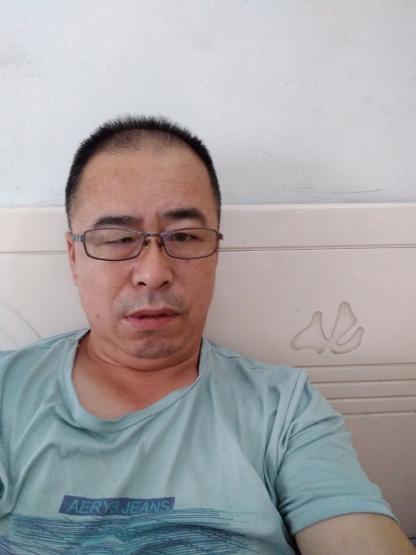 大叔的第一张照片--闽南相亲网