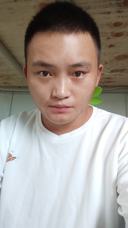 水里面的云呀的第一张照片--闽南相亲网