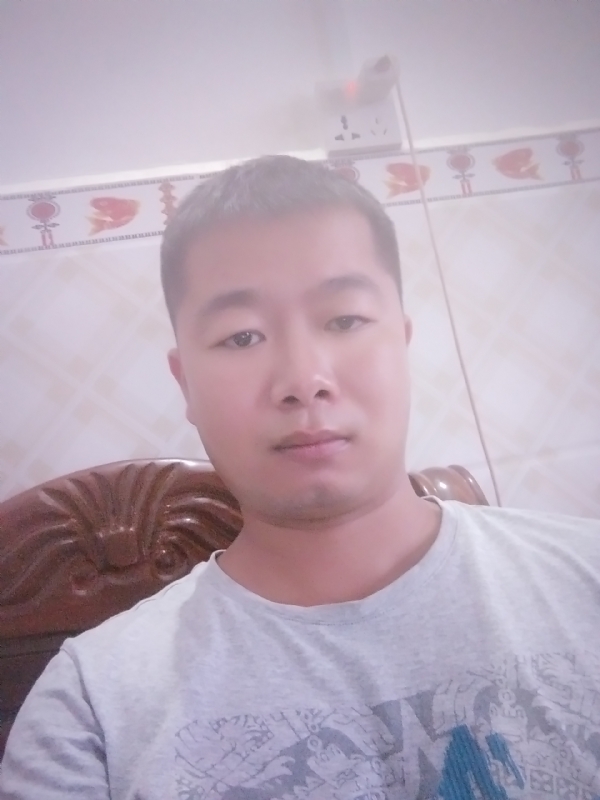 心雨的第一张照片--闽南相亲网