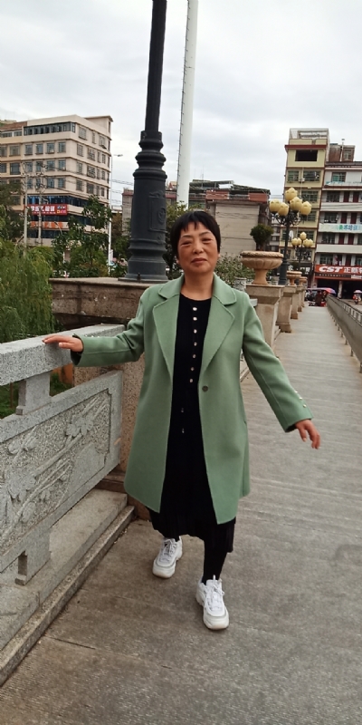 小玲的第一张照片--闽南相亲网