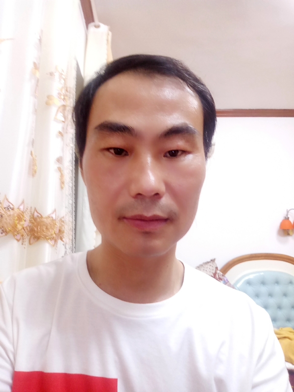 光明的第一张照片--闽南相亲网