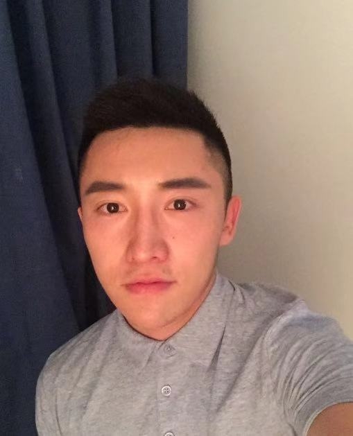 灰太狼的第一张照片--闽南相亲网
