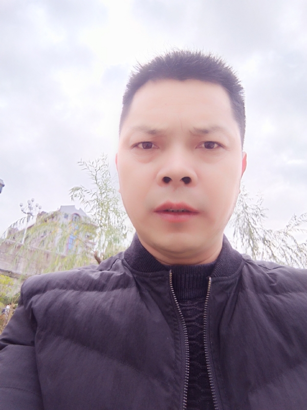 随缘的第一张照片--闽南相亲网