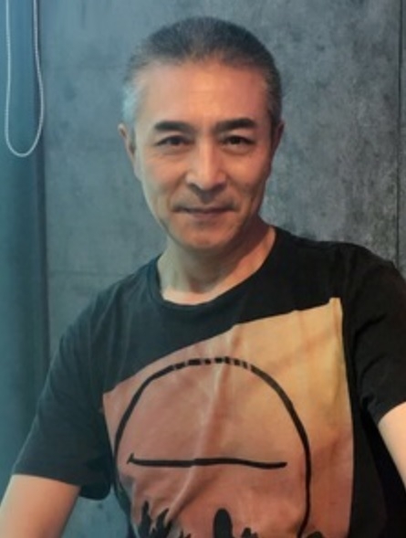 拥抱明天的第一张照片--闽南相亲网
