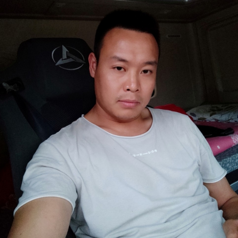 默默的第一张照片--闽南相亲网