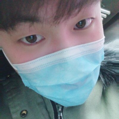 大学生的第一张照片--闽南相亲网