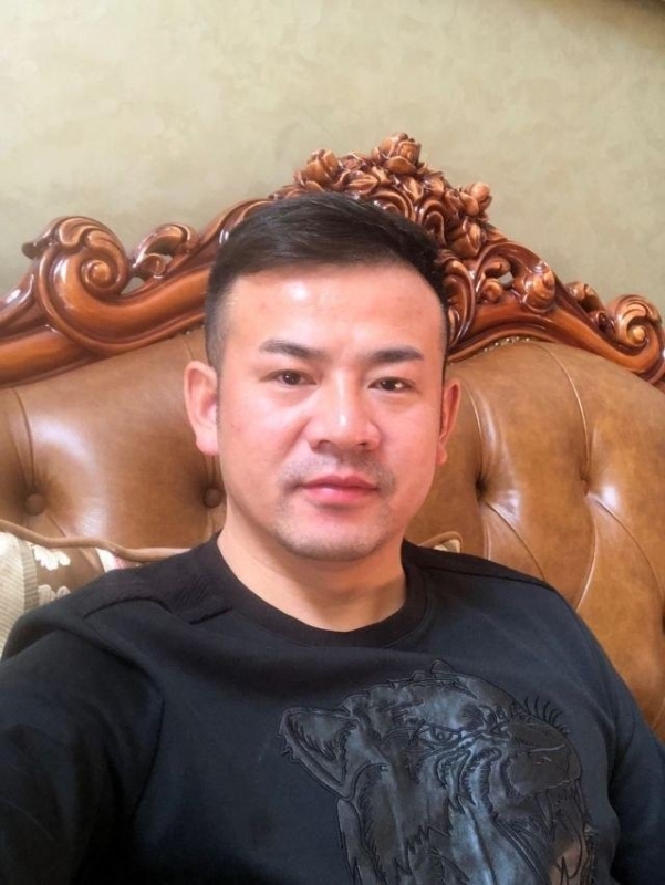 治国的第一张照片--闽南相亲网