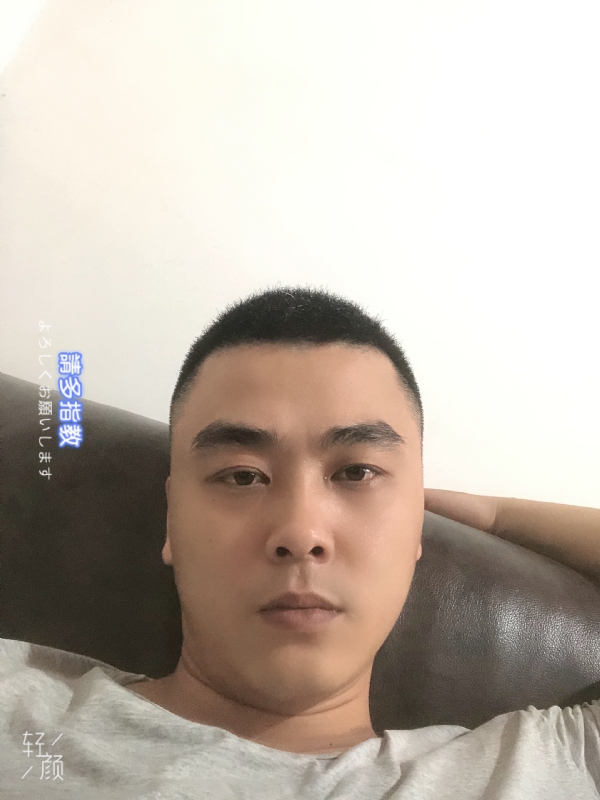 草根的第一张照片--闽南相亲网