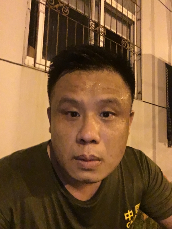 James2020的第一张照片--闽南相亲网