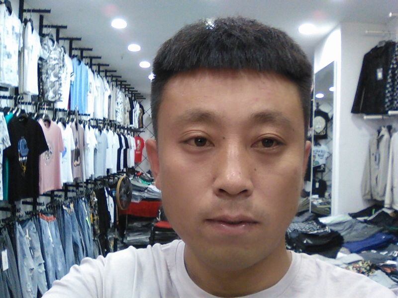 冰冷的心的第二张照片--闽南相亲网