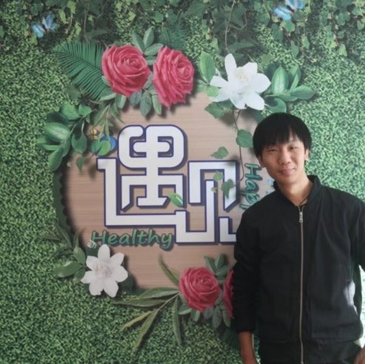影视人~混爷张的第二张照片--闽南相亲网