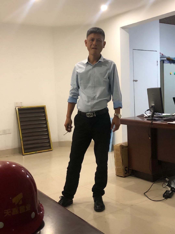 郁闷之中的第一张照片--闽南相亲网