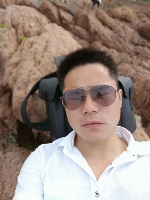 易听的第二张照片--闽南相亲网