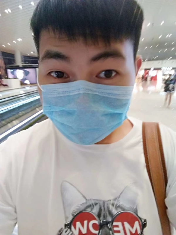 咔咔一顿的第一张照片--闽南相亲网
