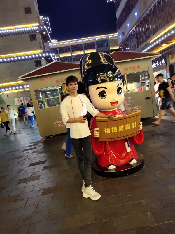圆嘟嘟的瘦子的第一张照片--闽南相亲网