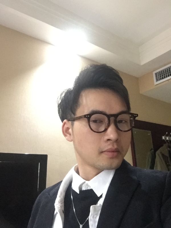 曾亮的第一张照片--闽南相亲网
