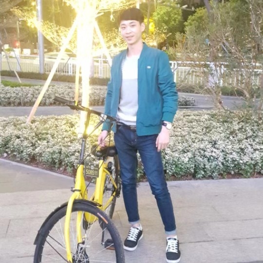 李伟的第一张照片--闽南相亲网