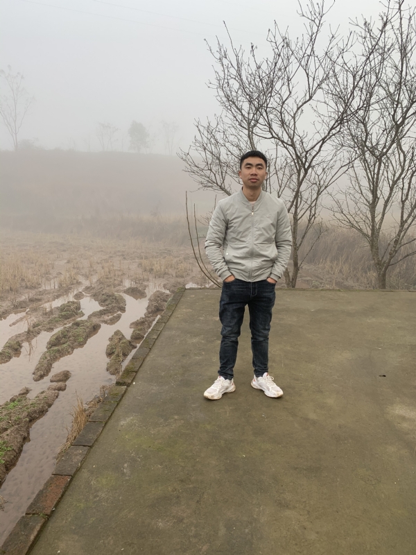 迷路的小猪的第一张照片--闽南相亲网