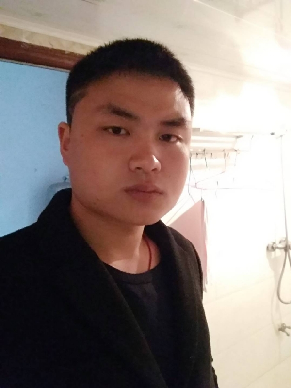 康康一下的第一张照片--闽南相亲网