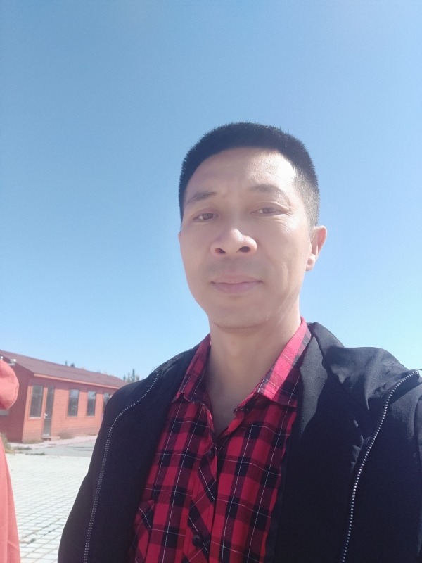 风滚草的坚持的第一张照片--闽南相亲网