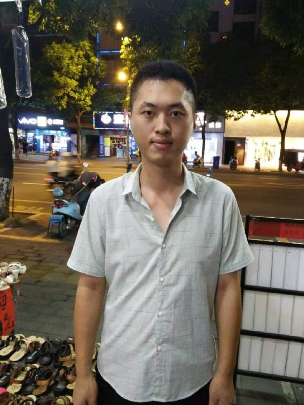 单身的雄鹰的第一张照片--闽南相亲网
