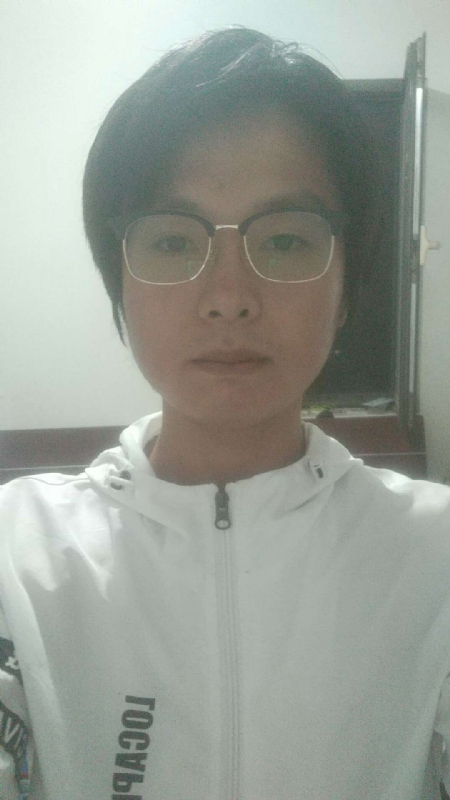 轻吻的第一张照片--闽南相亲网