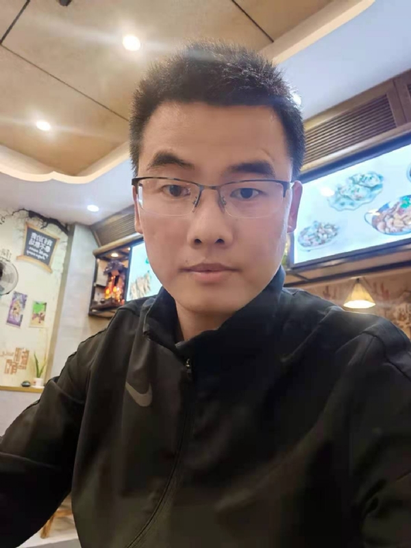 奔向幸福的第一张照片--闽南相亲网