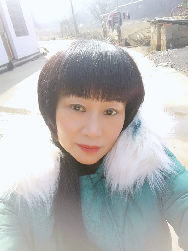 金鱼儿的第一张照片--闽南相亲网