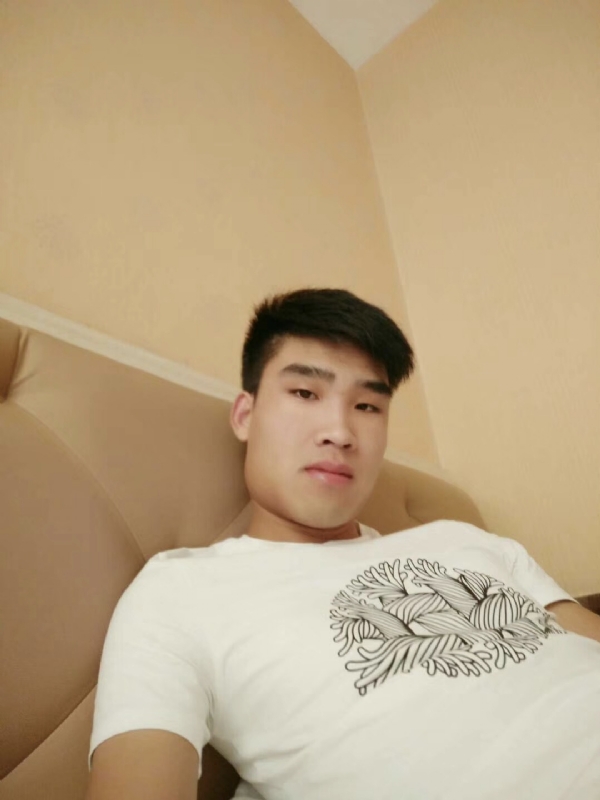 谁不曾孤单上路的第一张照片--闽南相亲网