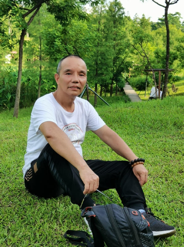 稳重大方的第二张照片--闽南相亲网