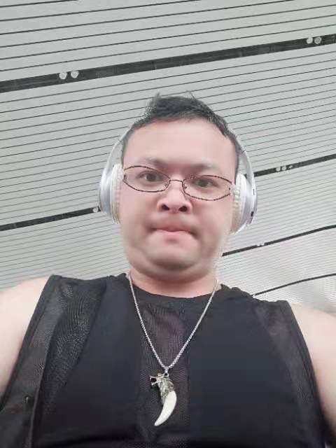 醉叶孤城的第一张照片--闽南相亲网