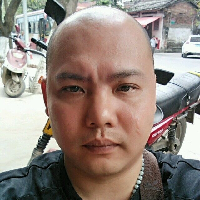 开心就好的第一张照片--闽南相亲网