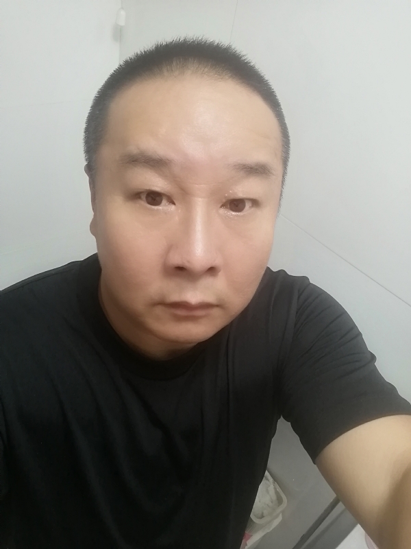 一束光的第一张照片--闽南相亲网
