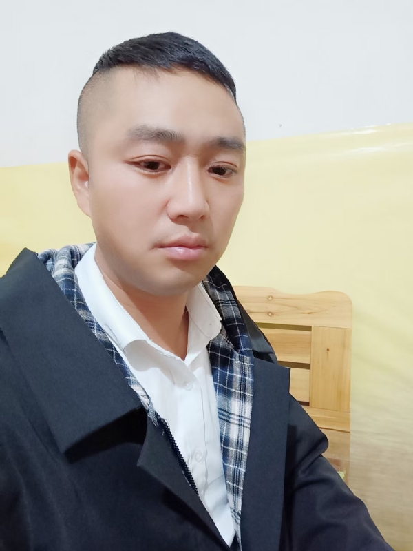 小天的第一张照片--闽南相亲网