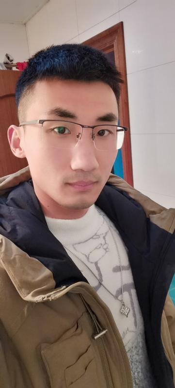 闯红灯吐泡泡的第一张照片--闽南相亲网