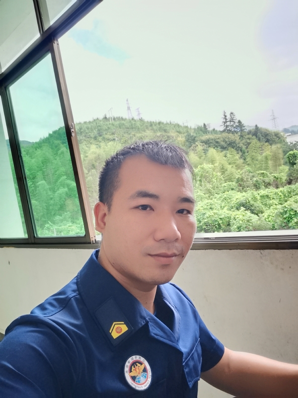 期待未来的第一张照片--闽南相亲网
