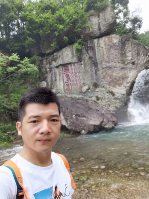 愿得一人心的第一张照片--闽南相亲网