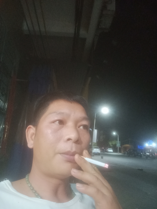 善解人意的第一张照片--闽南相亲网