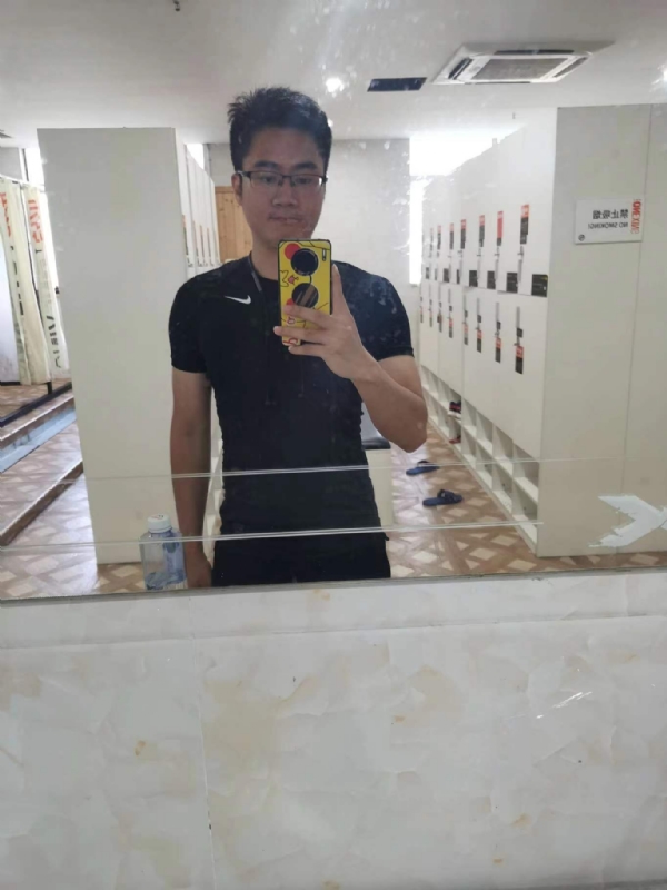 习惯发呆的第一张照片--闽南相亲网