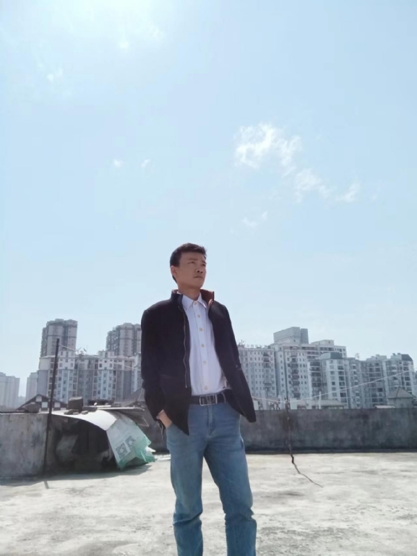 蓝色心情的第一张照片--闽南相亲网