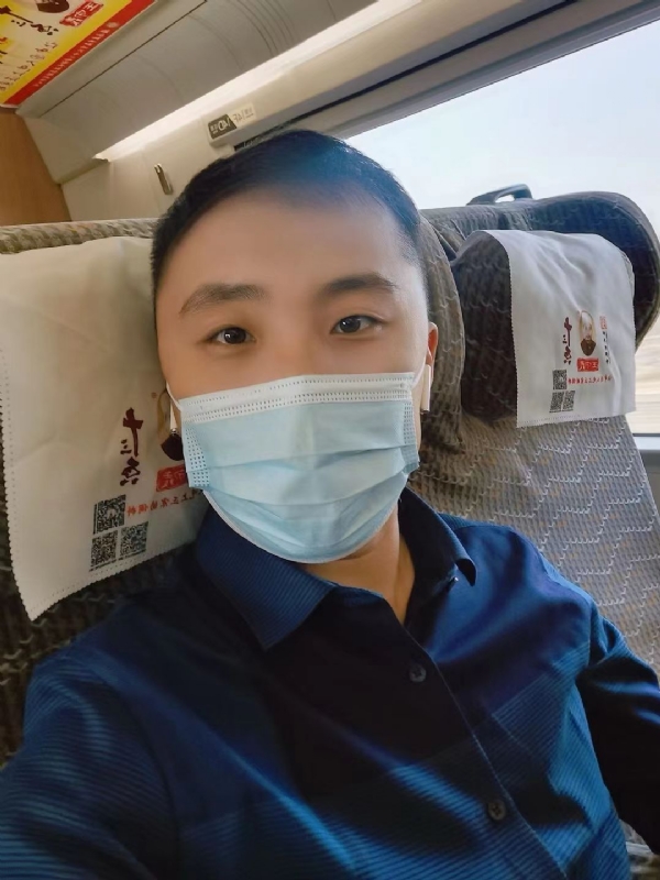 孤独的小屁猪的第二张照片--闽南相亲网