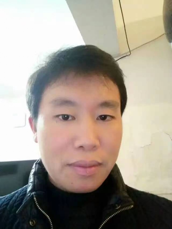 擎天柱的第三张照片--闽南相亲网