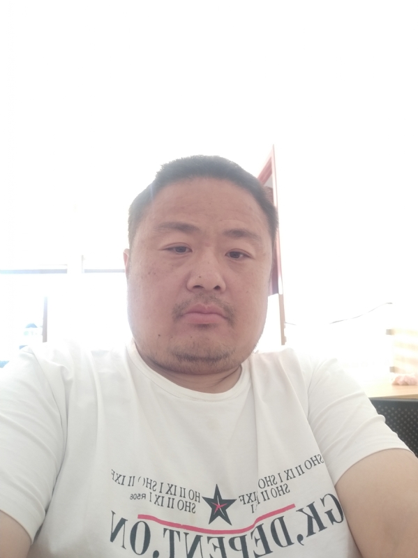 流星隐爱的第一张照片--闽南相亲网