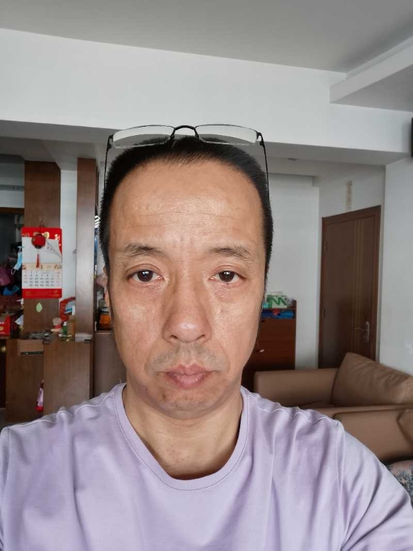 萨博的第一张照片--闽南相亲网