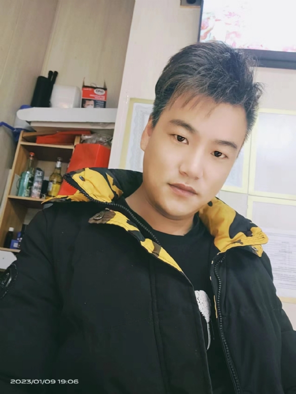 孤酒枕愁眼眠的第二张照片--闽南相亲网